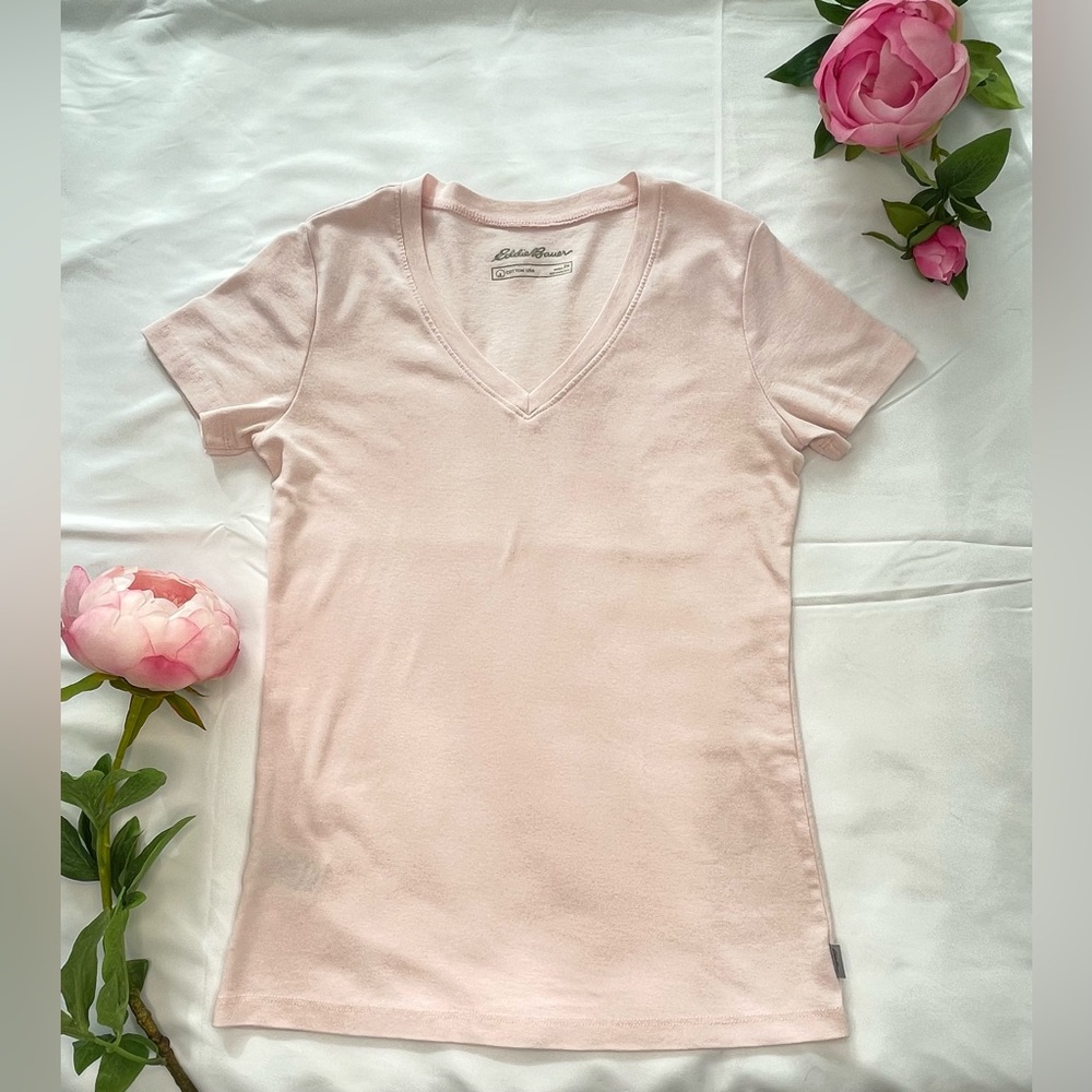 Eddie Bauer Pink Favorite Short Sleeve V-neck T-shirt Petite Medium